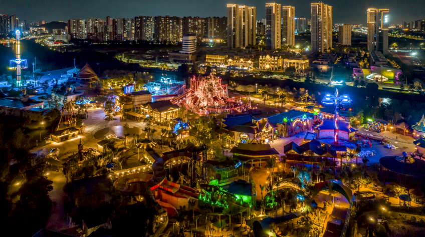 A night view of Zhongshan OCT Harbour. Photo provided to Zhongshan Daily